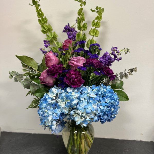 European Terrace - Lavish Fresh Roses and Hydrangea