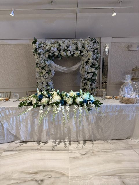 Wedding floral arrangement