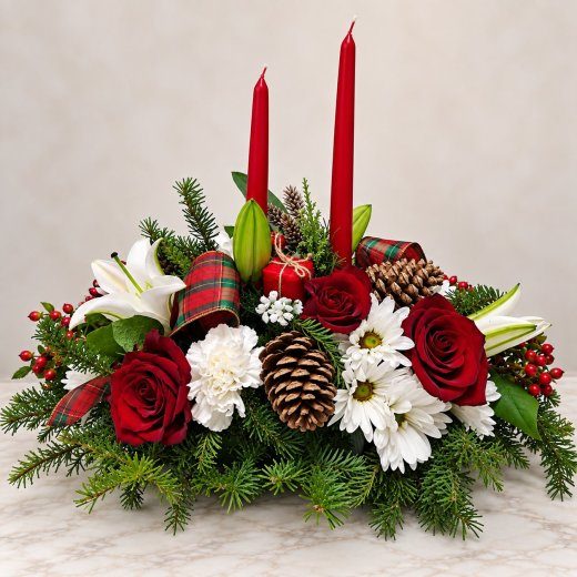 Christmas Candlelight Centerpiece.